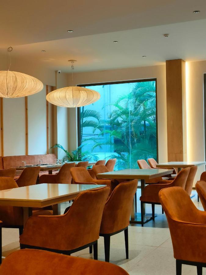 37Th Crescent Hotel Bengaluru Eksteriør billede