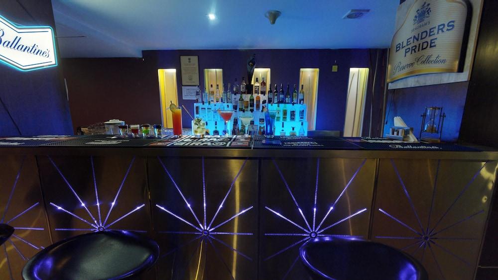 37Th Crescent Hotel Bengaluru Eksteriør billede