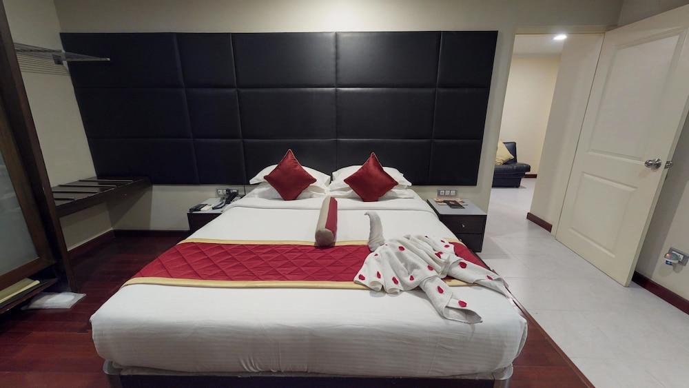 37Th Crescent Hotel Bengaluru Eksteriør billede