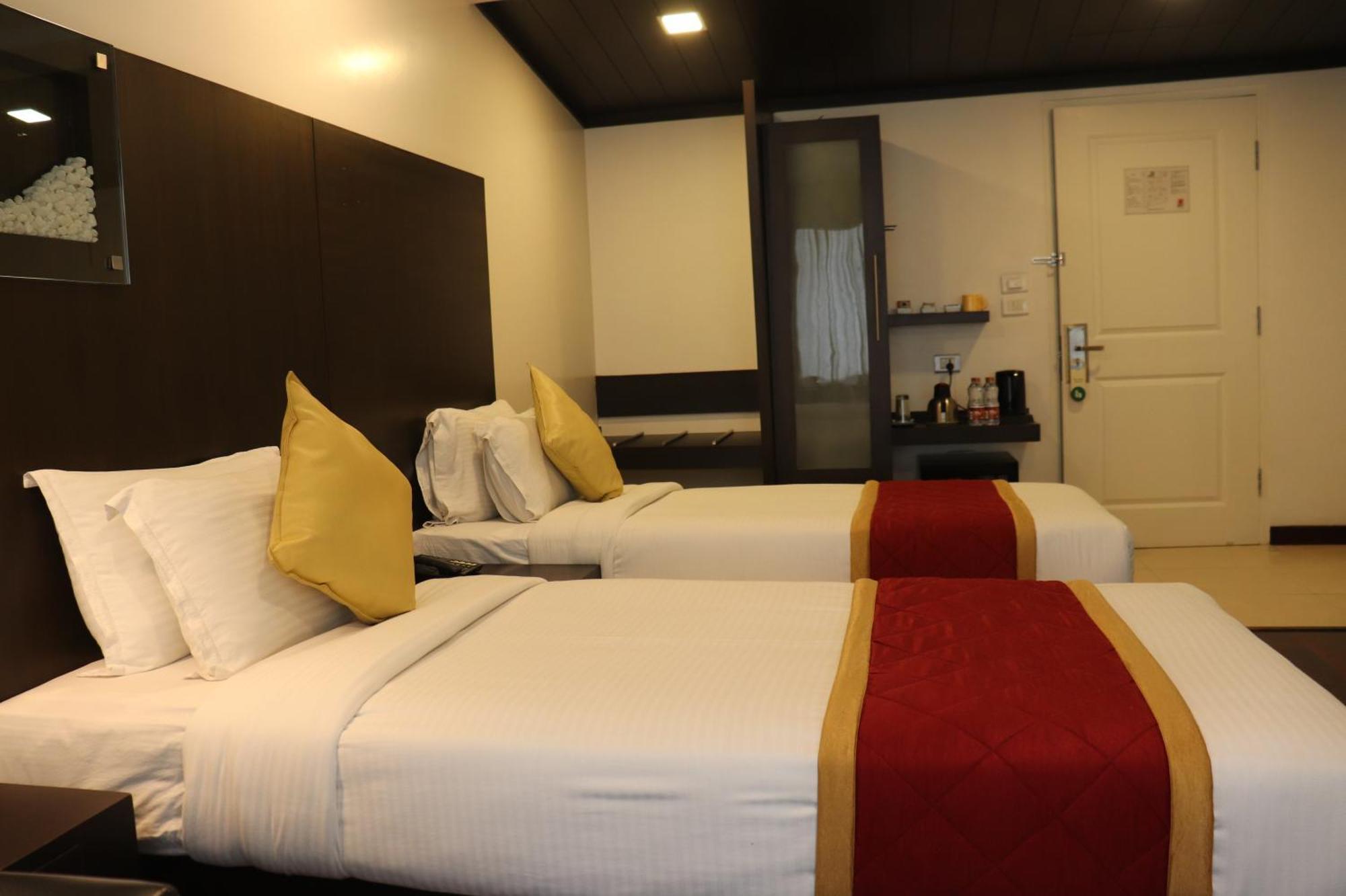 37Th Crescent Hotel Bengaluru Eksteriør billede