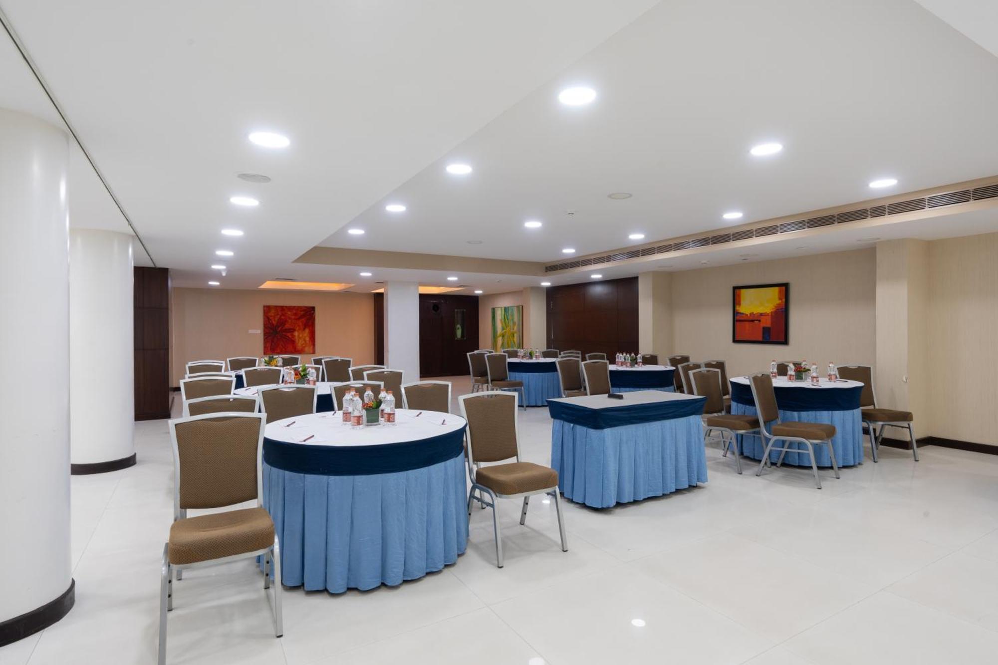 37Th Crescent Hotel Bengaluru Eksteriør billede