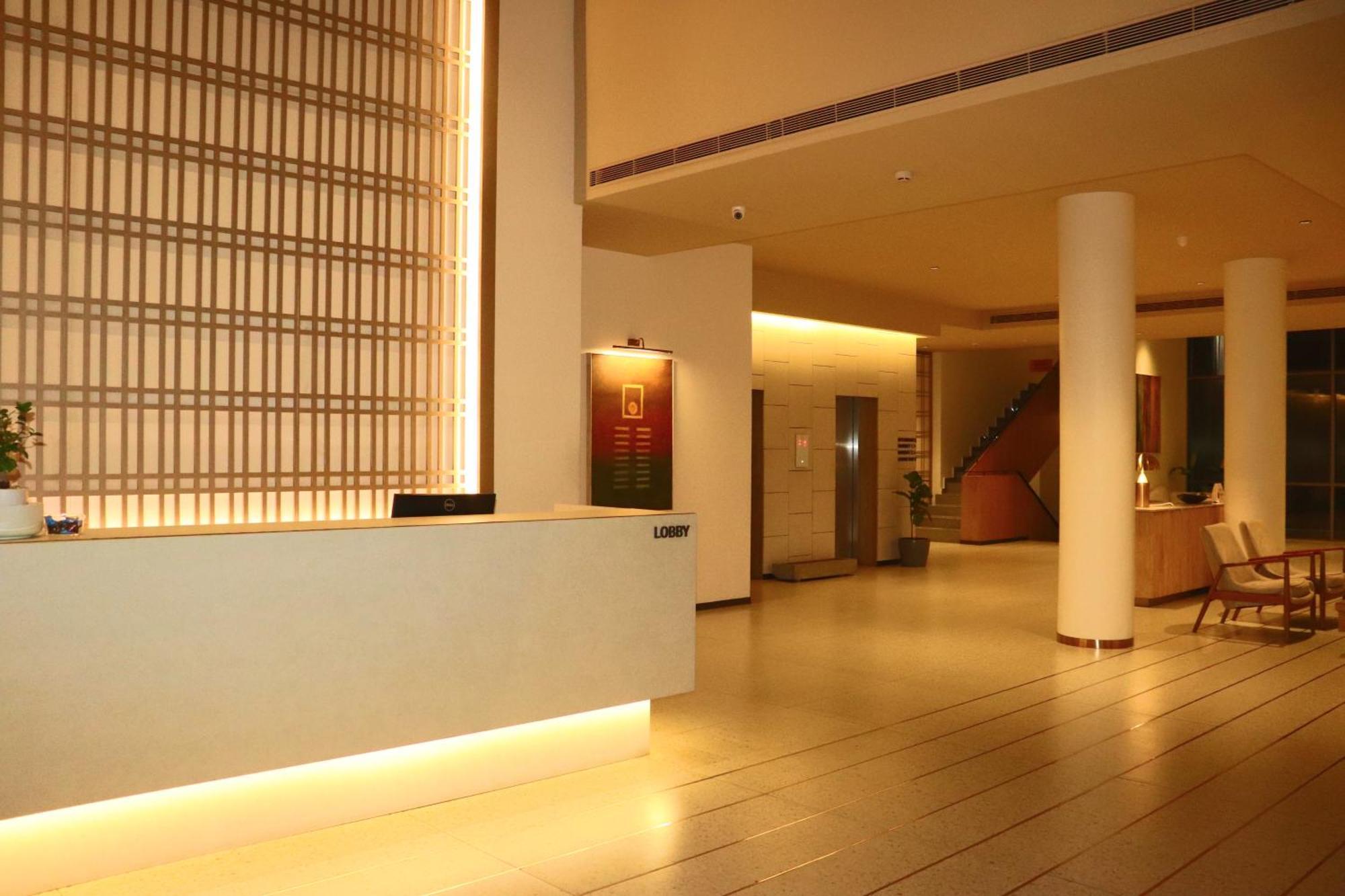 37Th Crescent Hotel Bengaluru Eksteriør billede