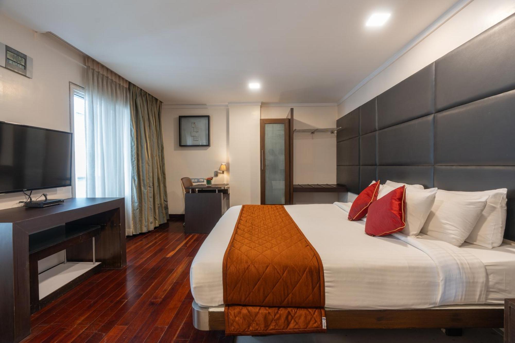 37Th Crescent Hotel Bengaluru Eksteriør billede